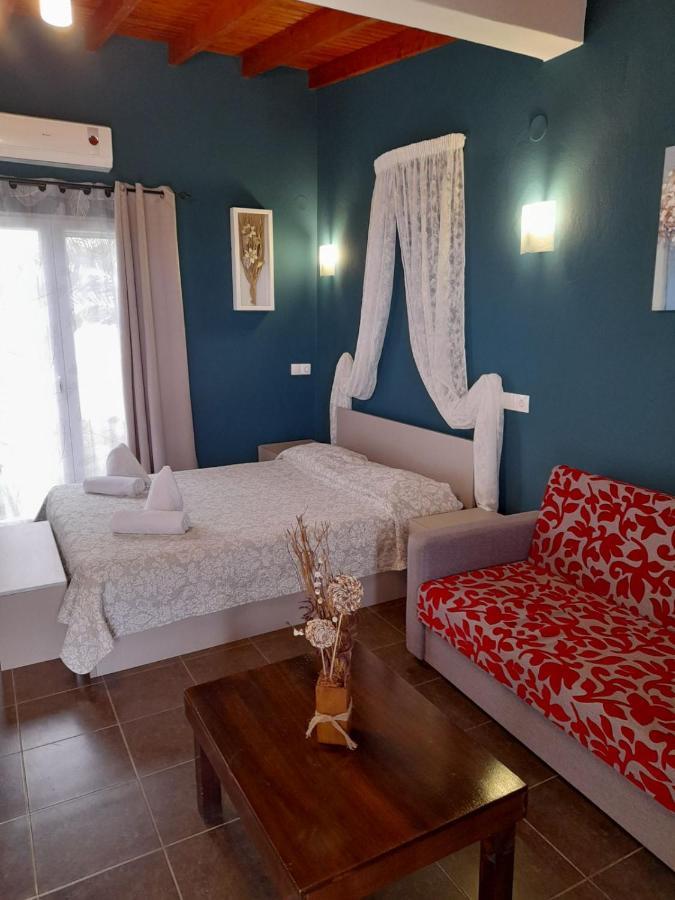Samothráki Victory Apartments Hotel מראה חיצוני תמונה