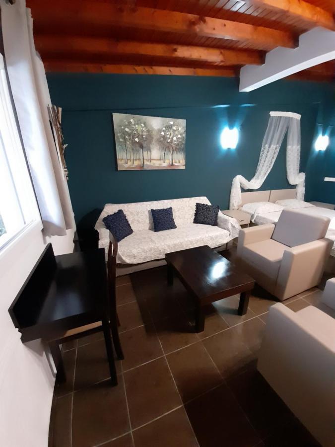 Samothráki Victory Apartments Hotel מראה חיצוני תמונה