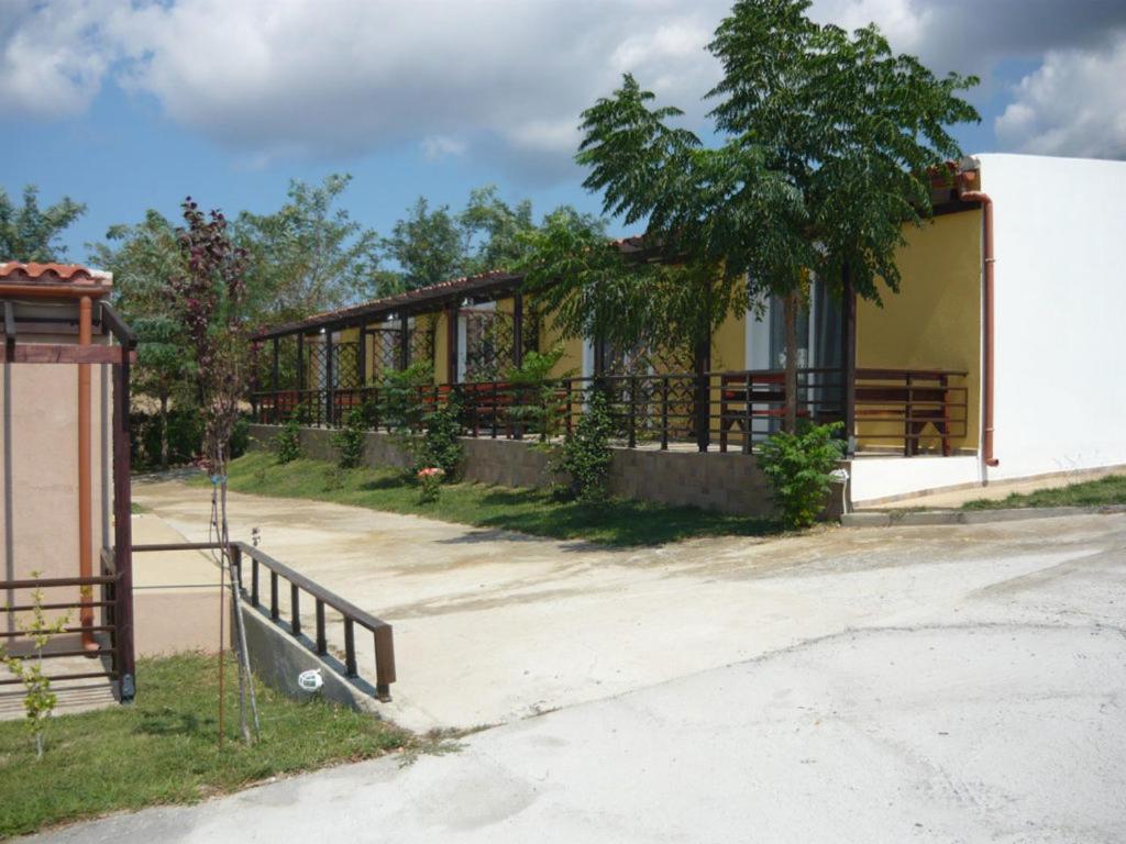 Samothráki Victory Apartments Hotel מראה חיצוני תמונה