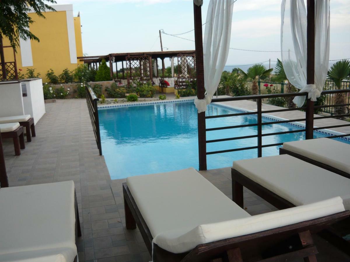 Samothráki Victory Apartments Hotel מראה חיצוני תמונה