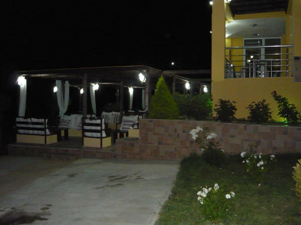 Samothráki Victory Apartments Hotel מראה חיצוני תמונה